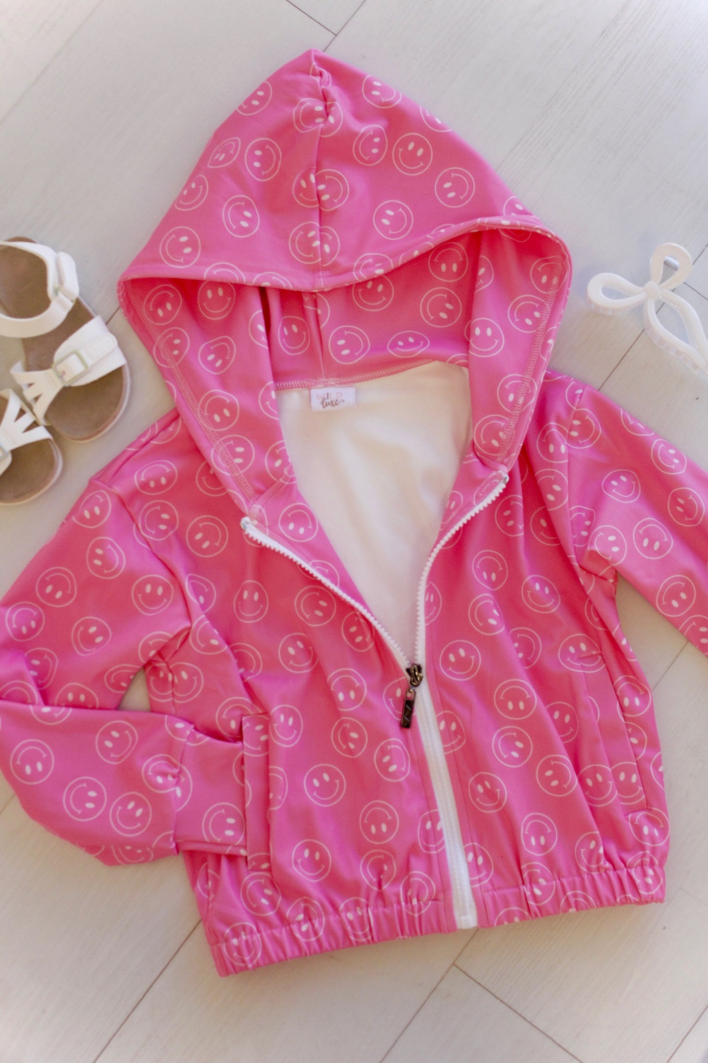 Pretty in motion- bubblegum check (jacket only)